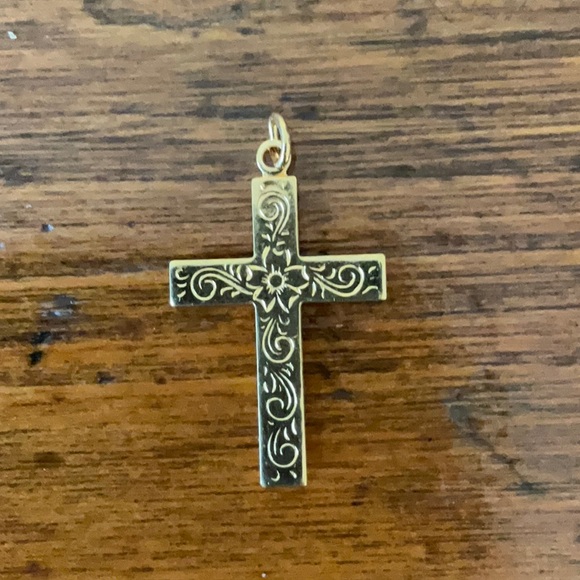 Gold Tone Cross - Picture 1 of 2